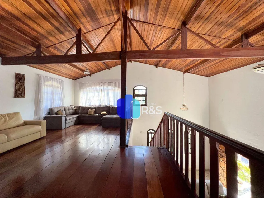 Chácara, 3 quartos, 1160 m² - Foto 2