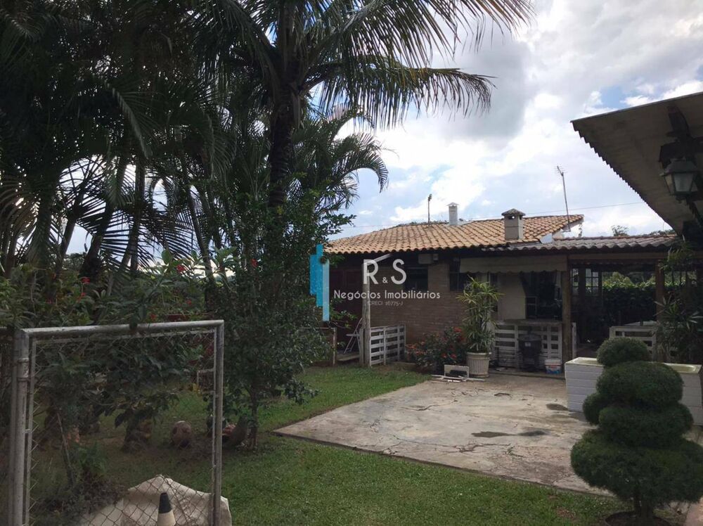 Chácara à venda com 3 quartos, 69m² - Foto 2