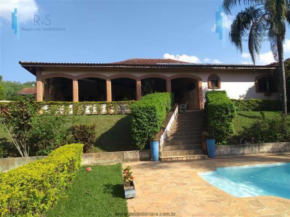 Chácara, 3 quartos, 3300 m² - Foto 1