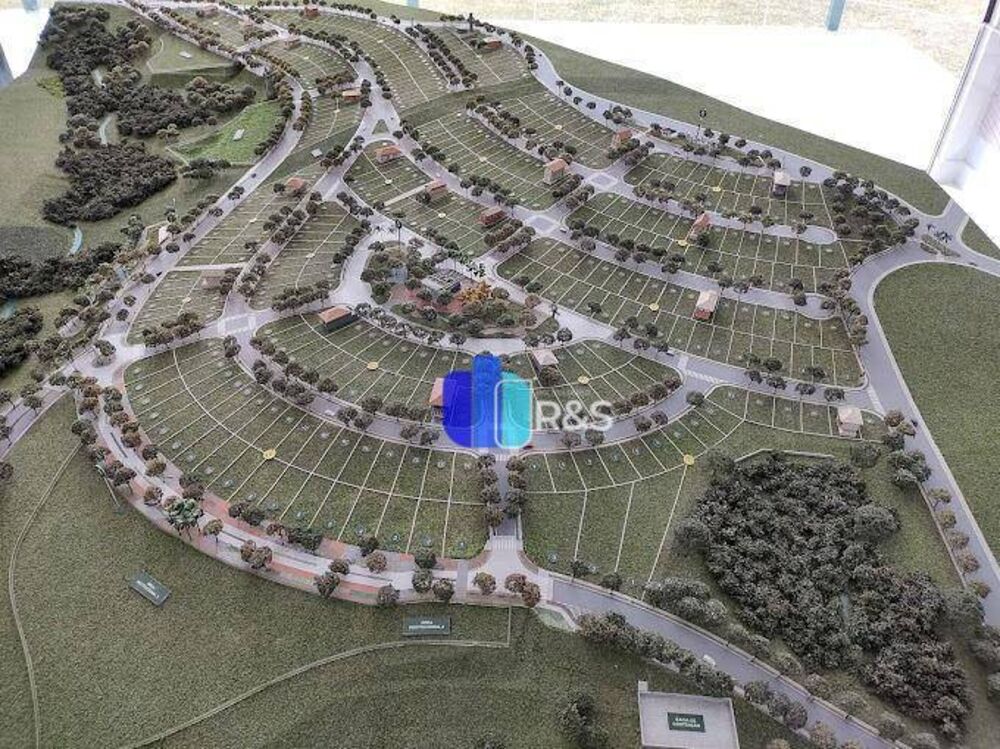 Loteamento e Condomínio, 250 m² - Foto 1