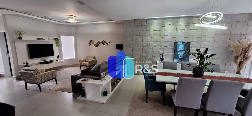Casa, 3 quartos, 328 m² - Foto 1