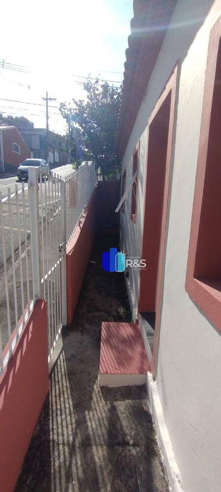 Casa para alugar com 3 quartos, 80m² - Foto 4