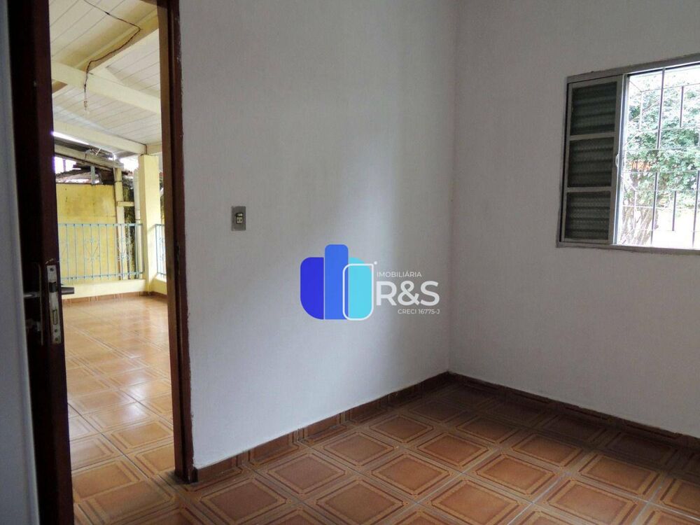 Casa à venda com 3 quartos, 162m² - Foto 1