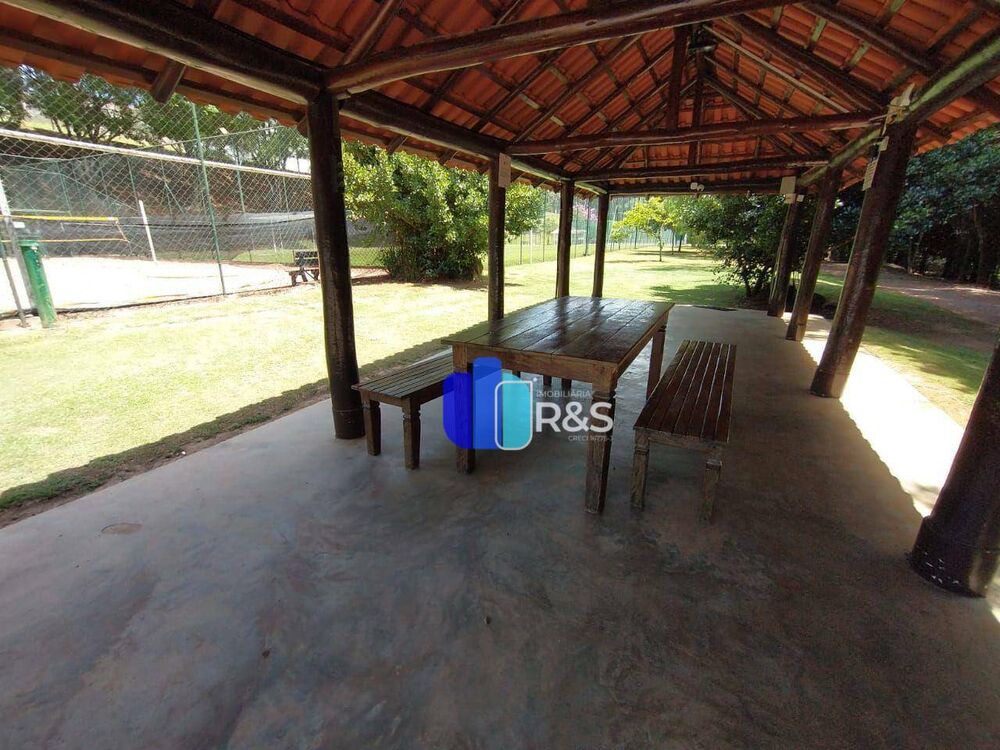 Loteamento e Condomínio, 304 m² - Foto 1