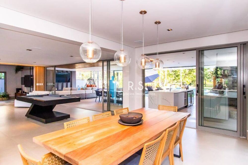 Casa à venda com 6 quartos, 67772m² - Foto 9