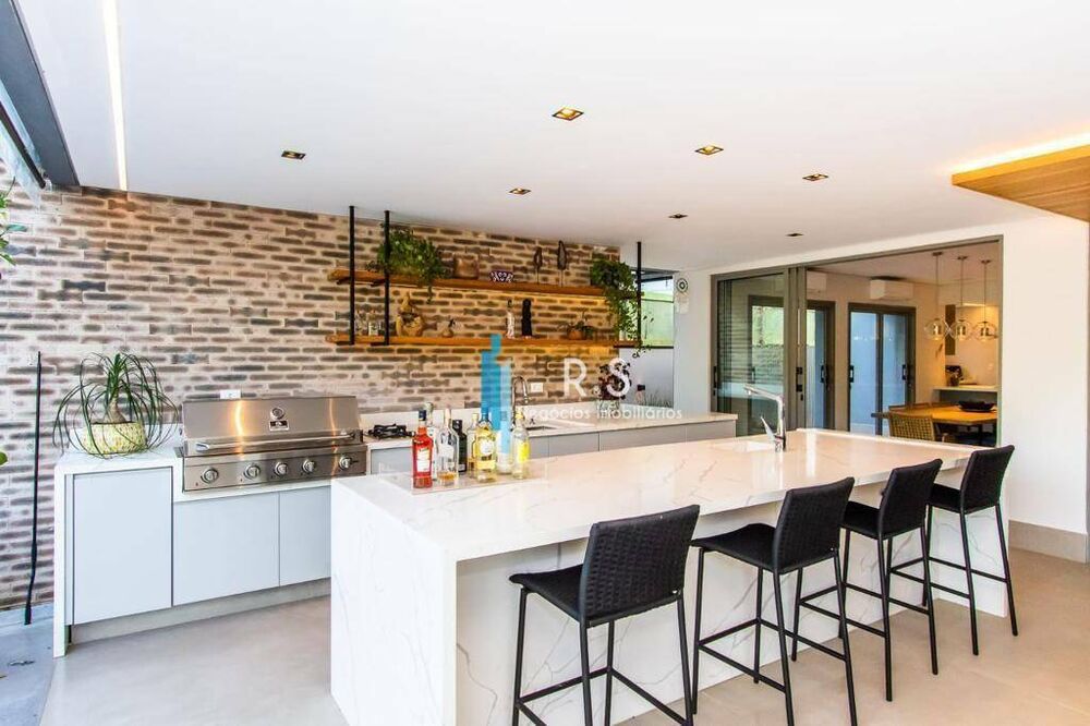 Casa à venda com 6 quartos, 67772m² - Foto 11