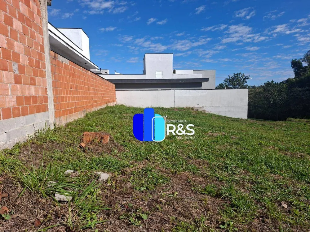 Loteamento e Condomínio, 300 m² - Foto 1