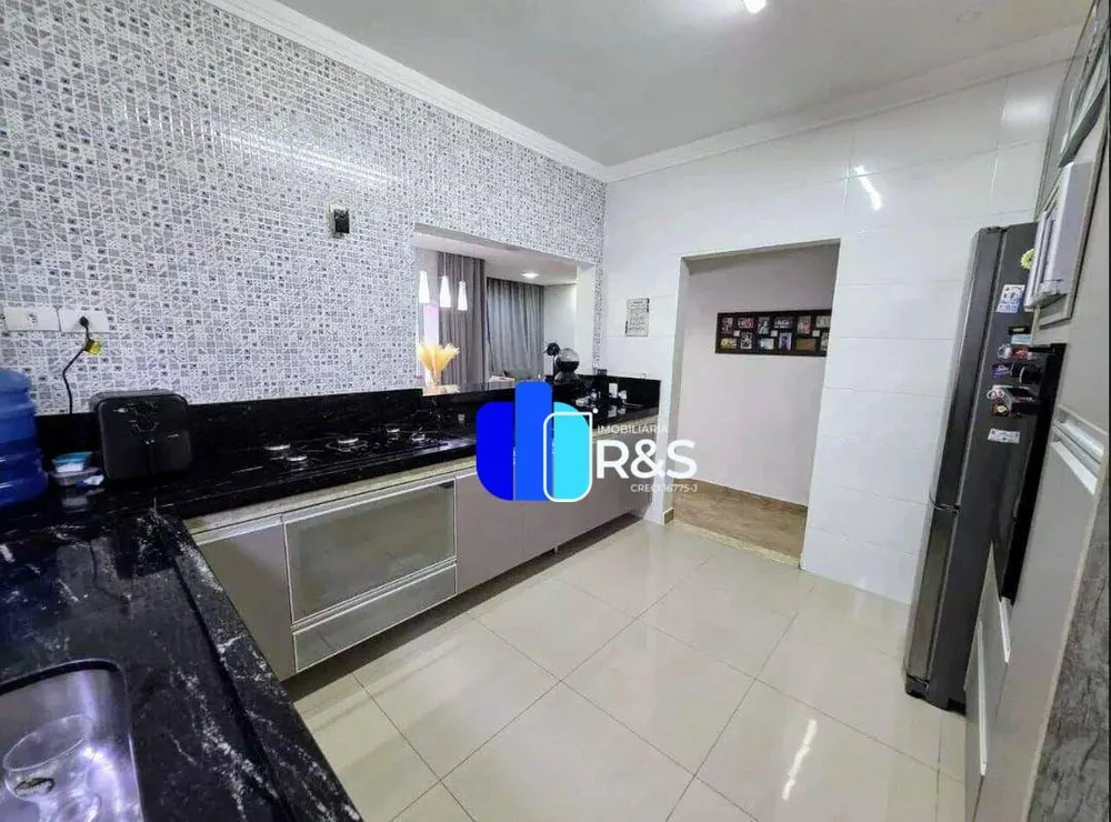 Casa, 3 quartos, 151 m² - Foto 3