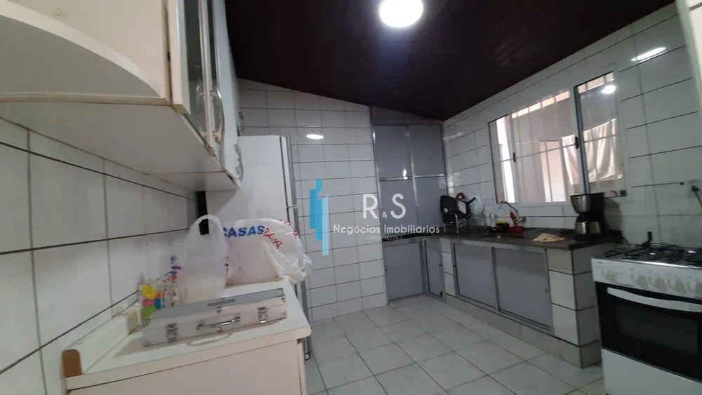 Casa, 3 quartos, 270 m² - Foto 6