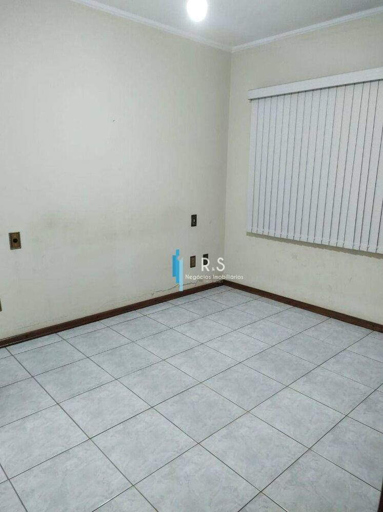 Casa à venda com 3 quartos, 173m² - Foto 4