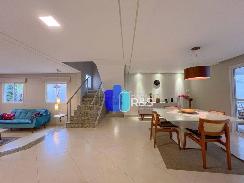 Casa de Condomínio à venda com 4 quartos, 360m² - Foto 4