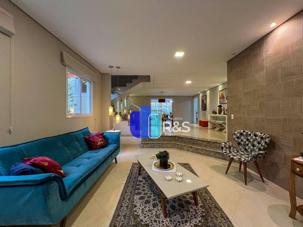 Casa de Condomínio à venda com 4 quartos, 360m² - Foto 3