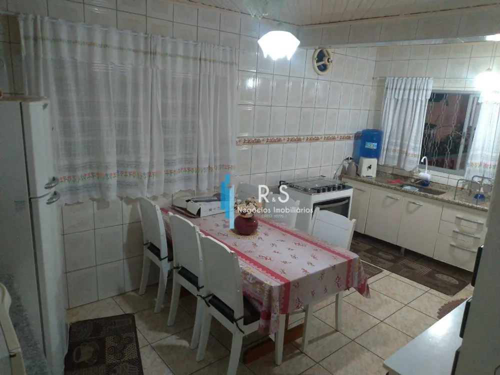 Casa, 2 quartos, 231 m² - Foto 8