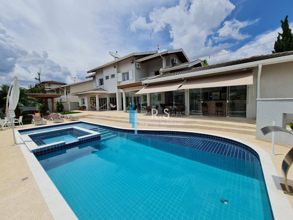 Casa de Condomínio à venda com 5 quartos, 450m² - Foto 1