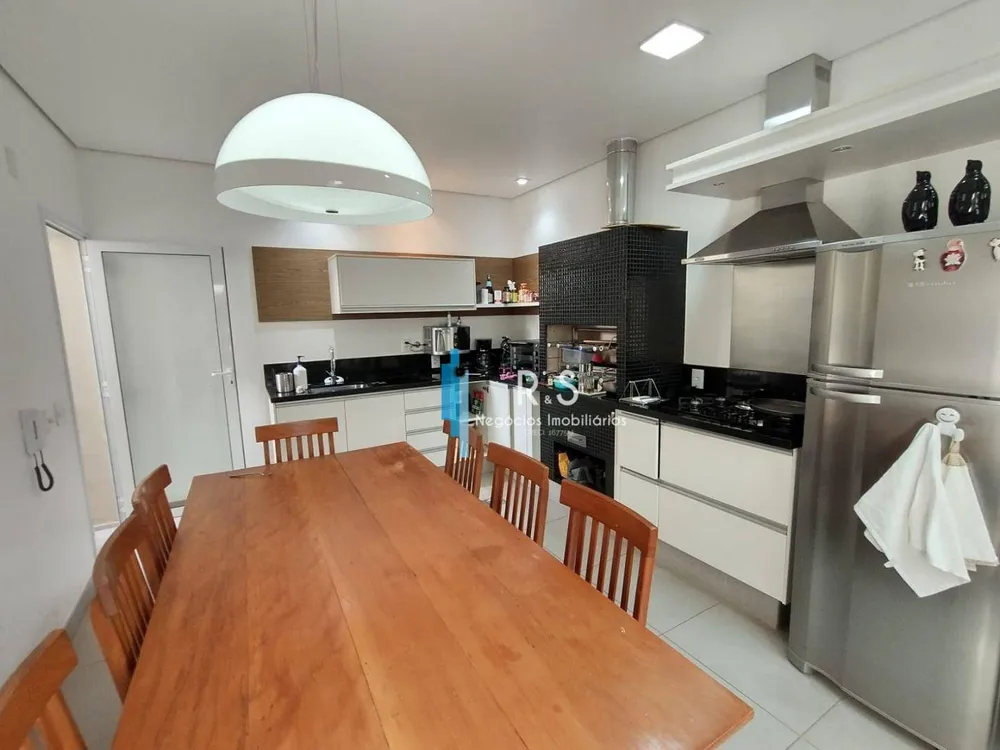 Casa, 3 quartos, 279 m² - Foto 9