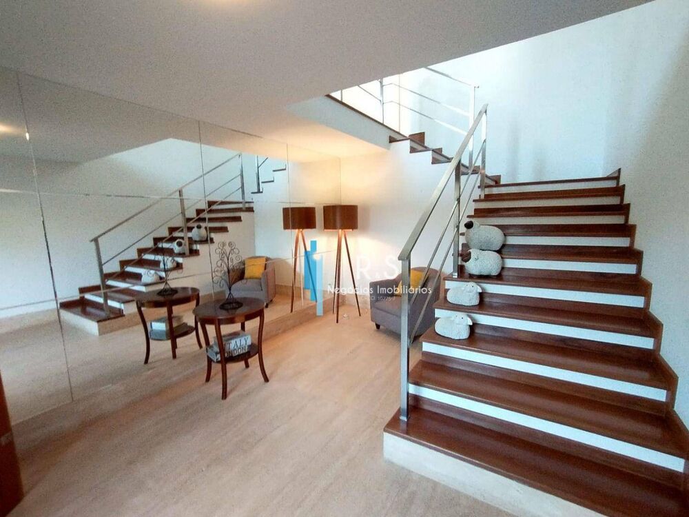 Casa, 3 quartos, 279 m² - Foto 3