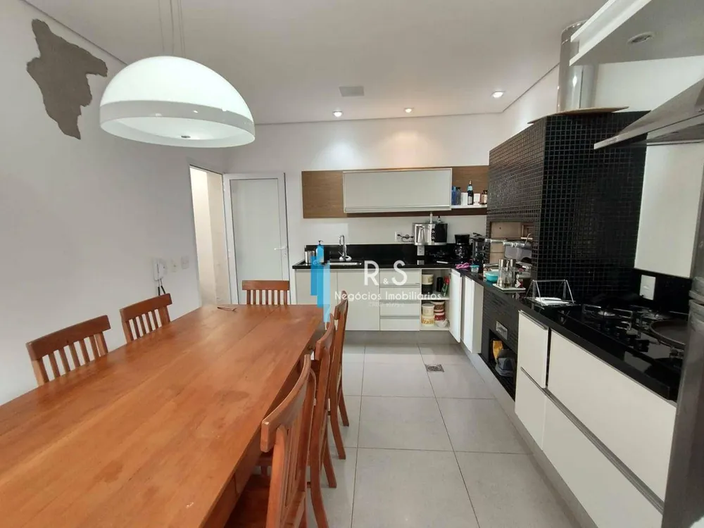 Casa, 3 quartos, 279 m² - Foto 10