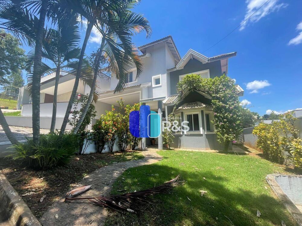 Casa para alugar com 4 quartos, 427m² - Foto 1