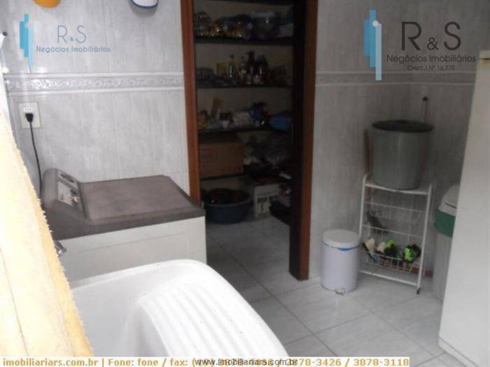 Casa, 3 quartos, 269 m² - Foto 2