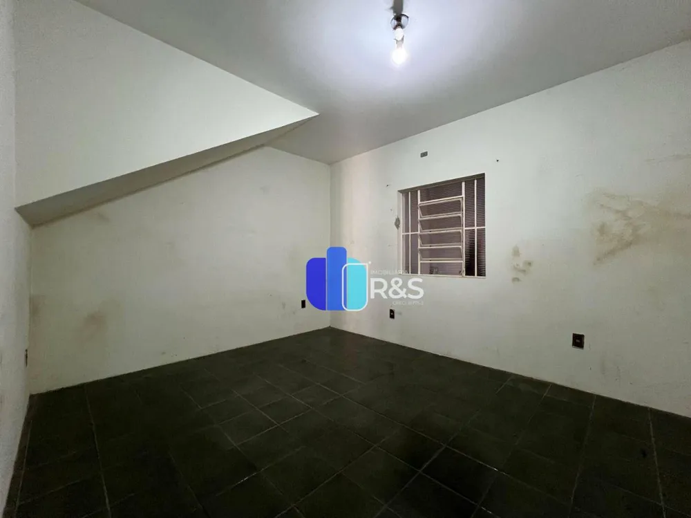 Casa, 3 quartos, 640 m² - Foto 1