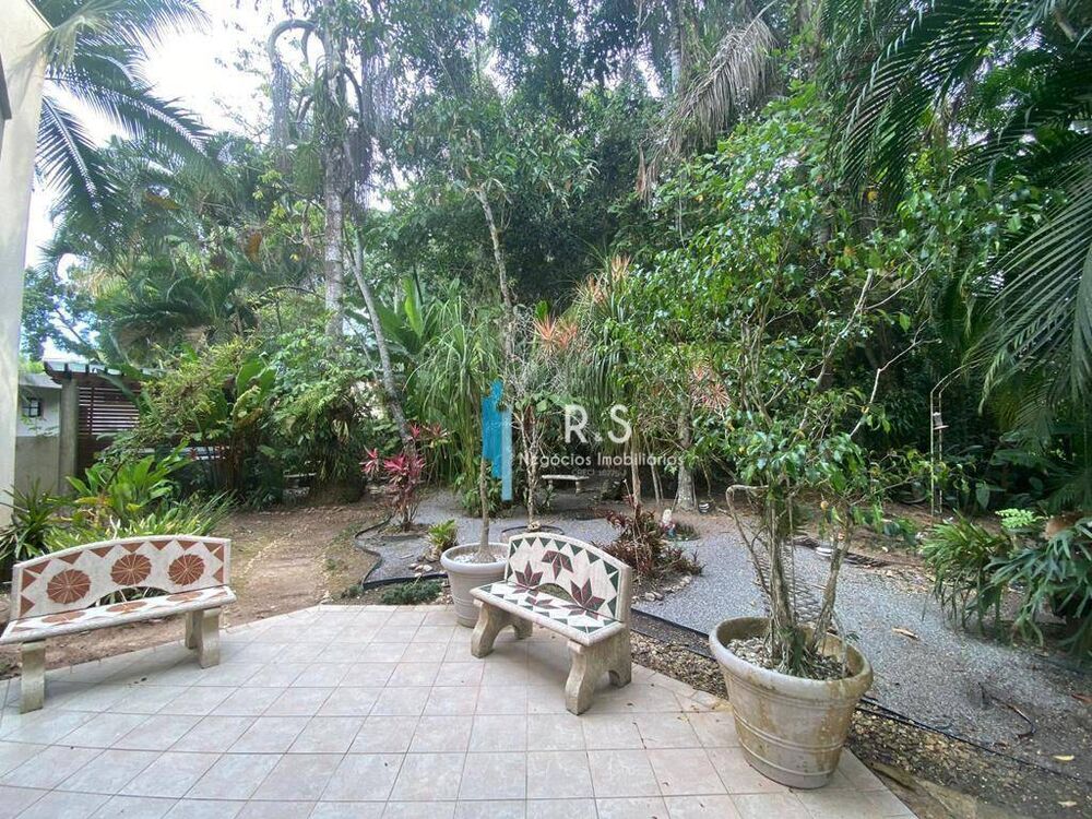 Casa à venda com 4 quartos, 430m² - Foto 2