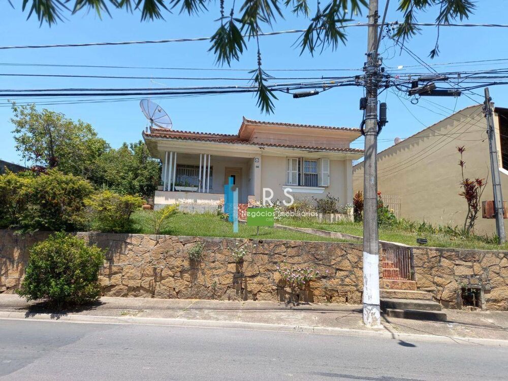Casa, 2 quartos, 201 m² - Foto 1