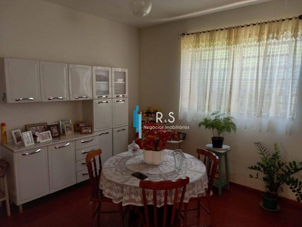 Casa, 2 quartos, 201 m² - Foto 4