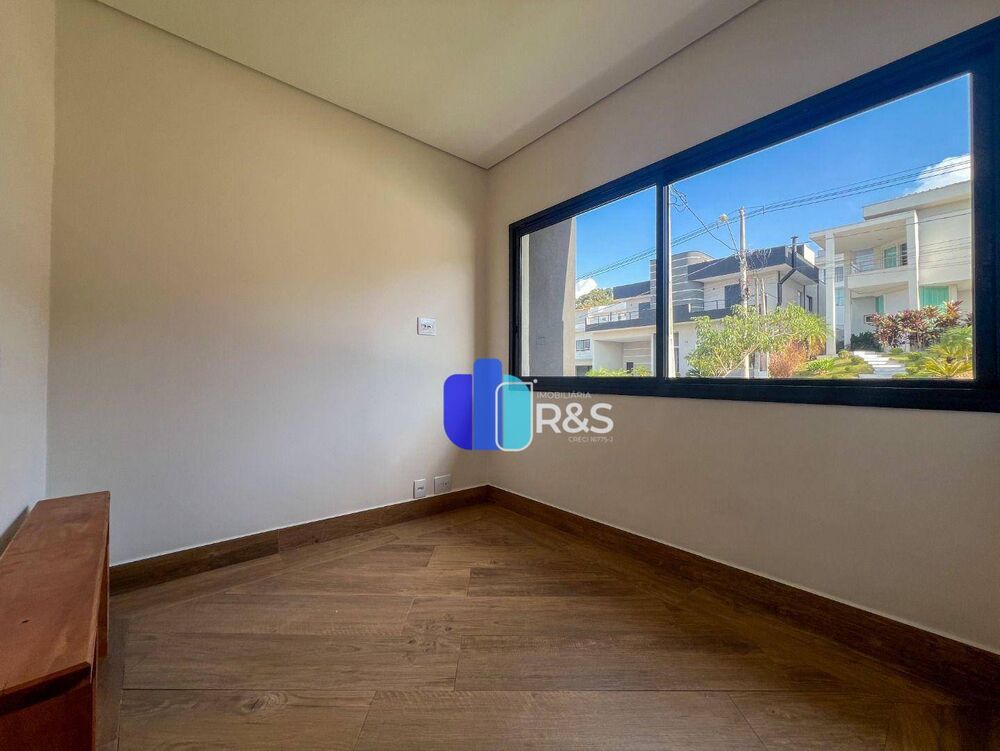 Casa de Condomínio à venda com 3 quartos, 268m² - Foto 3