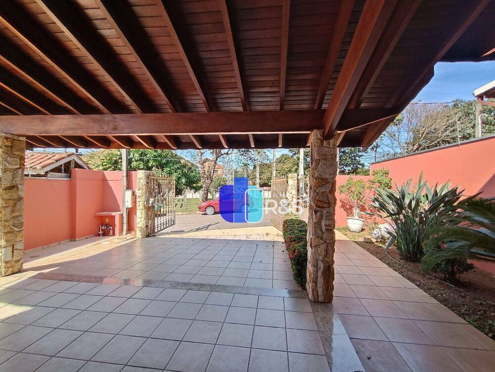 Casa, 3 quartos, 227 m² - Foto 1
