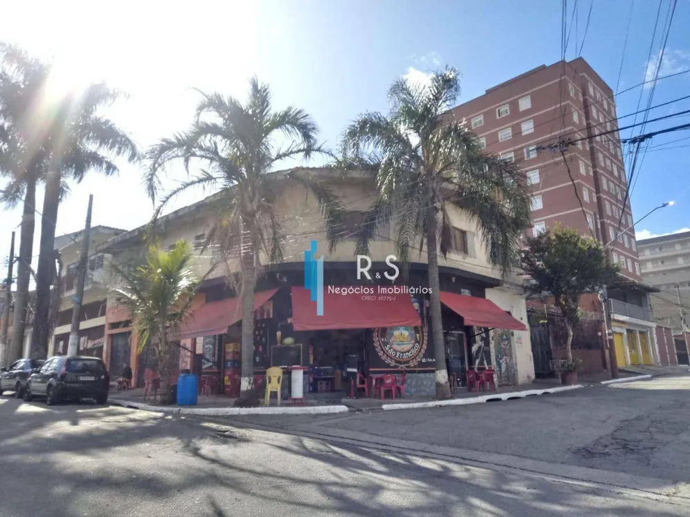 Sobrado, 9 quartos, 576 m² - Foto 1