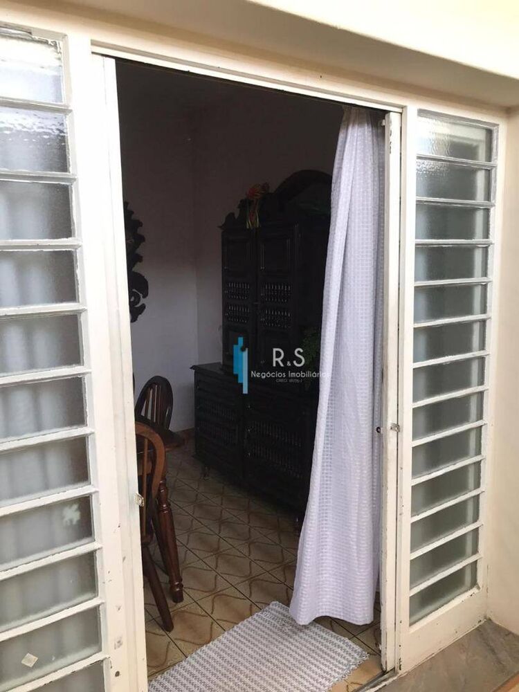 Casa, 3 quartos, 171 m² - Foto 4