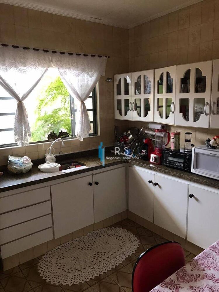 Casa, 3 quartos, 171 m² - Foto 1