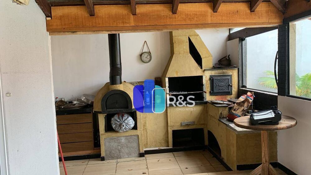 Chácara, 3 quartos, 1158 m² - Foto 2