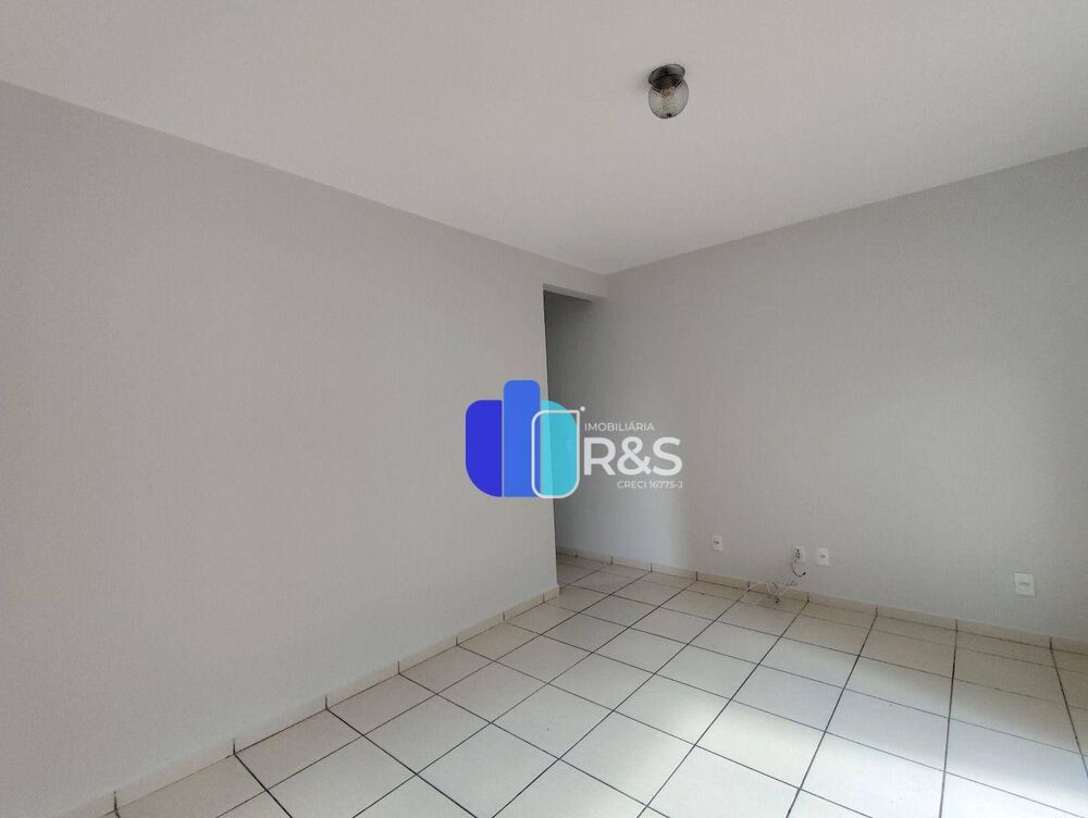 Apartamento para alugar com 3 quartos, 70m² - Foto 2