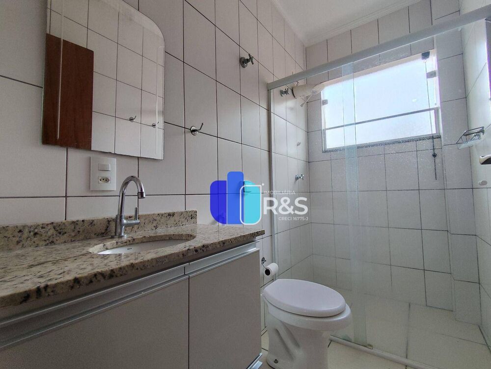 Apartamento para alugar com 3 quartos, 70m² - Foto 3