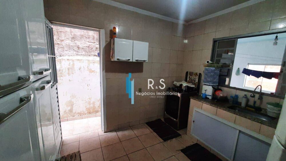 Casa, 4 quartos, 110 m² - Foto 1