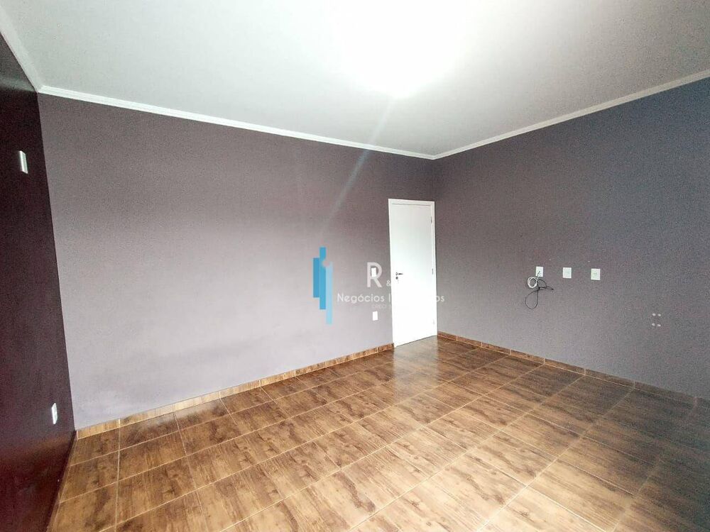 Casa, 2 quartos, 290 m² - Foto 1