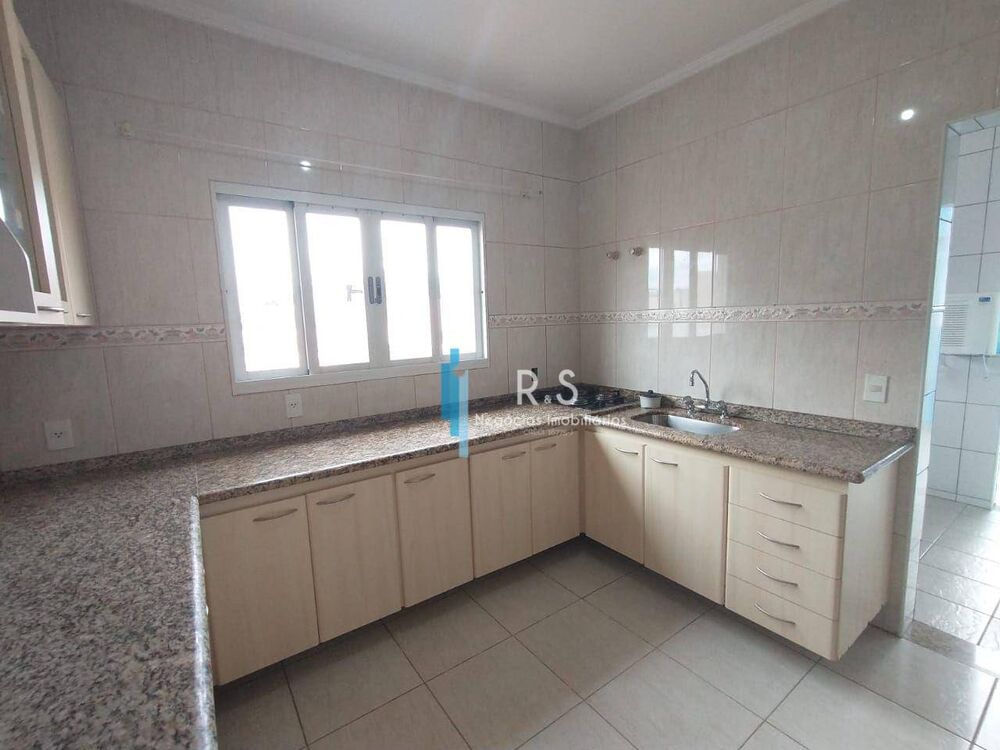 Casa, 2 quartos, 290 m² - Foto 3