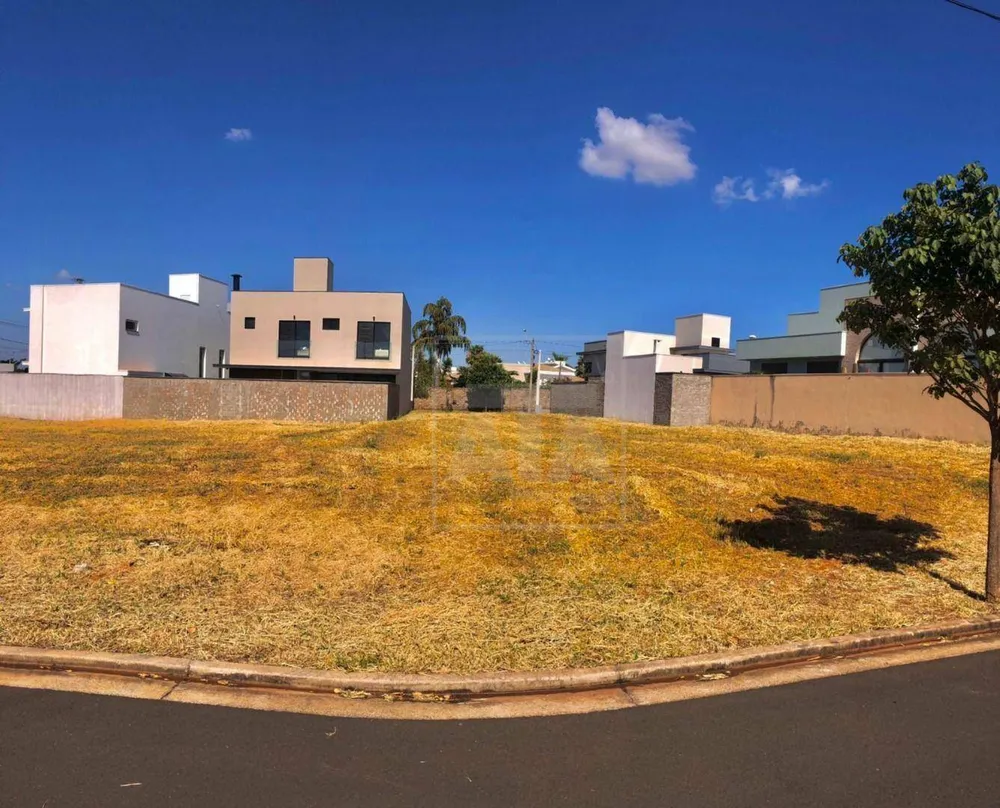 Loteamento e Condomínio, 297 m² - Foto 1