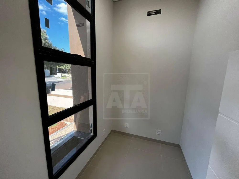 Casa, 3 quartos, 201 m² - Foto 2