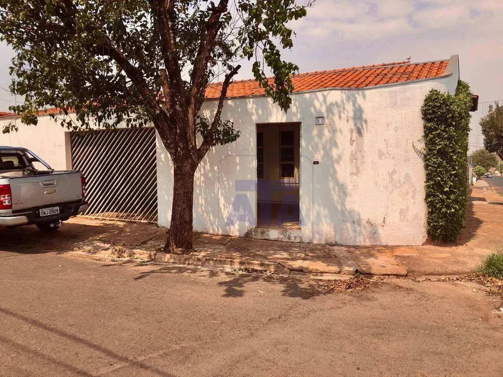 Casa, 3 quartos, 304 m² - Foto 1