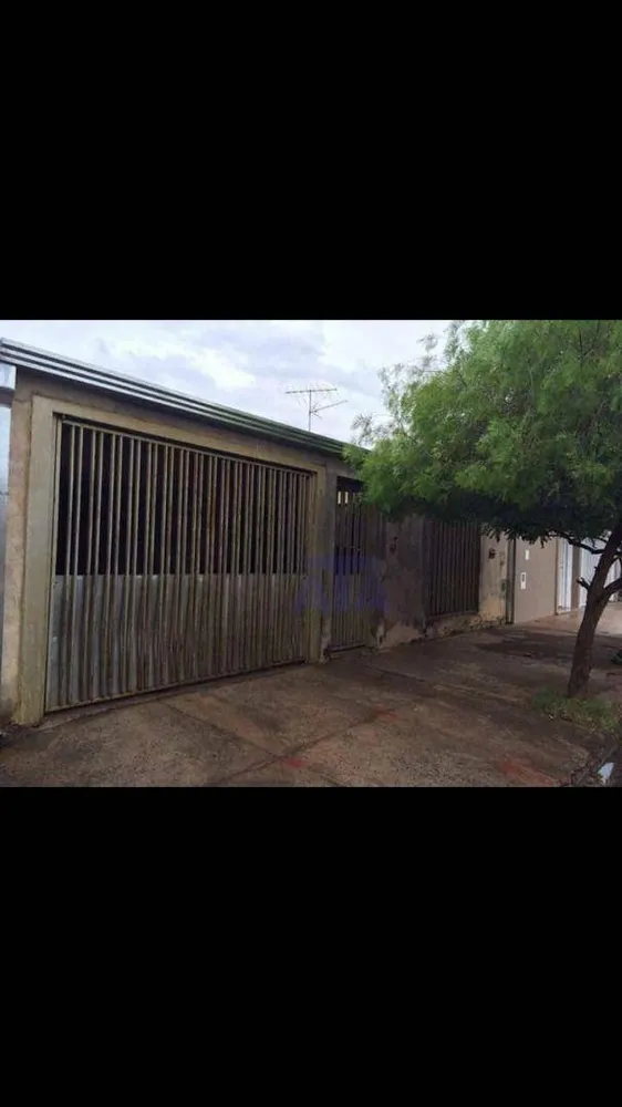 Casa, 3 quartos, 242 m² - Foto 1