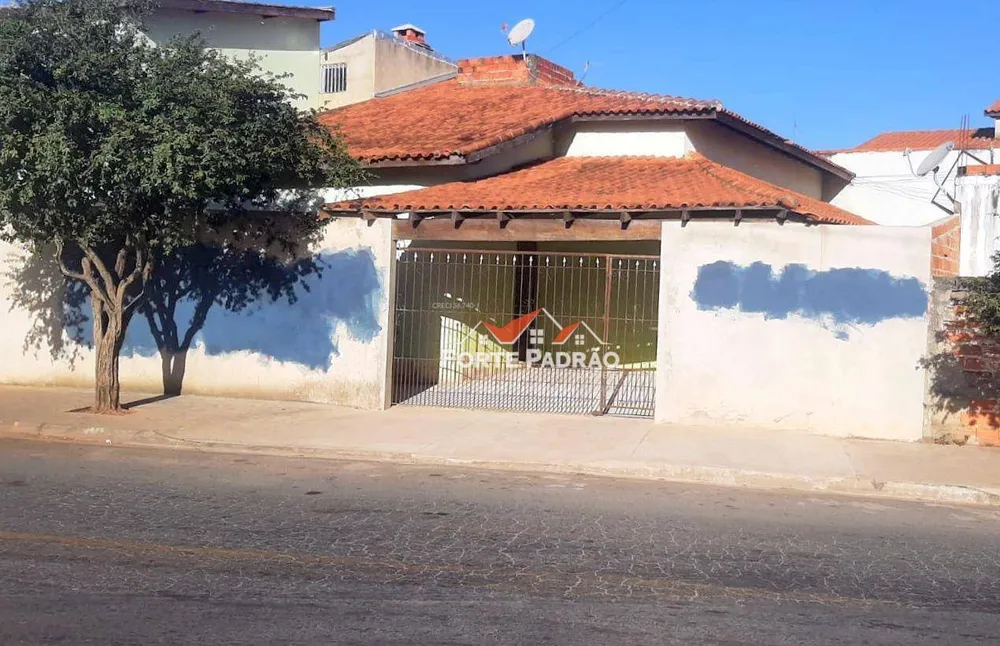 Casa, 3 quartos, 60 m² - Foto 1