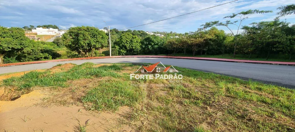 Loteamento e Condomínio, 300 m² - Foto 1