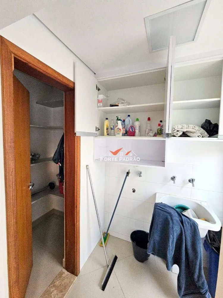 Sobrado, 3 quartos, 206 m² - Foto 1