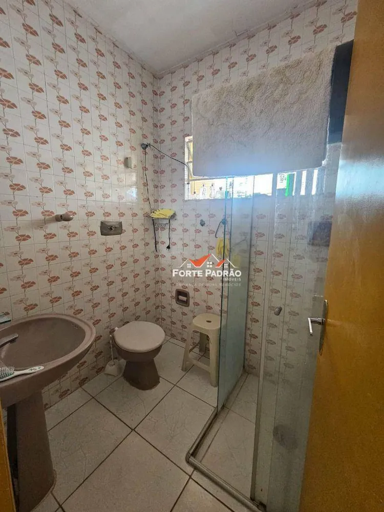 Casa, 3 quartos, 200 m² - Foto 2