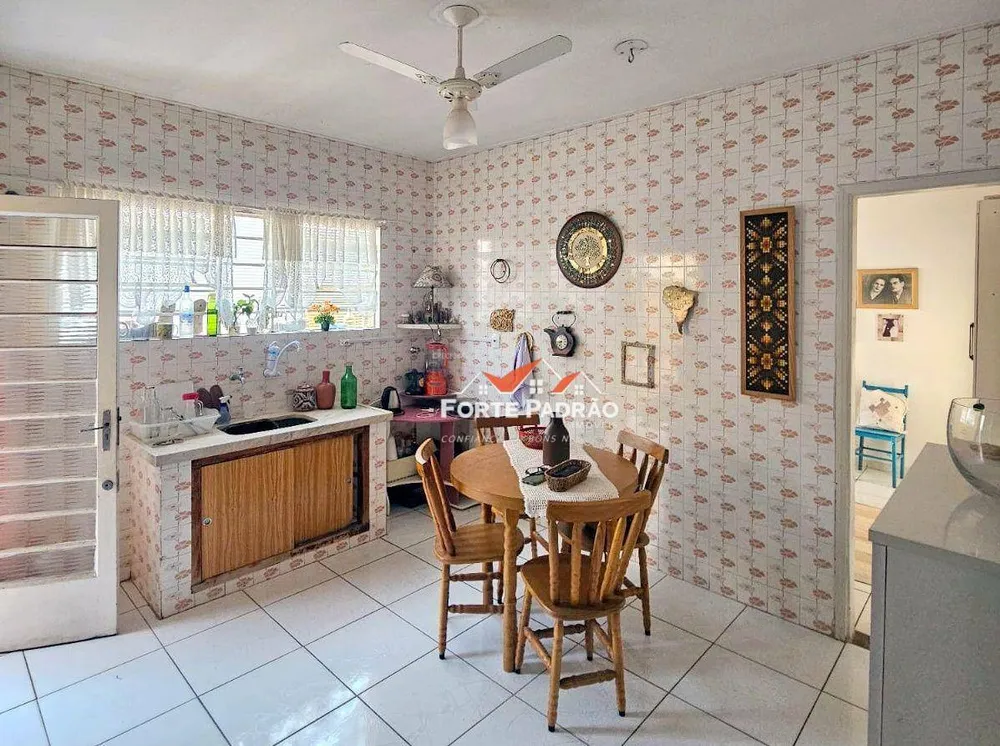 Casa, 3 quartos, 200 m² - Foto 6