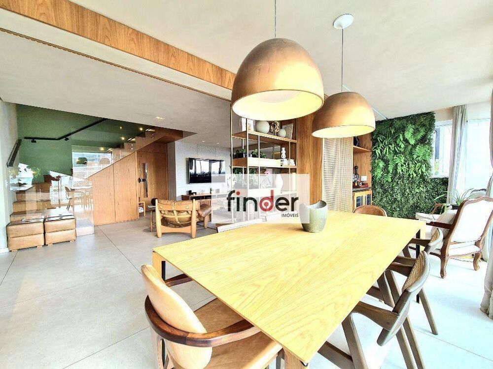 Cobertura, 3 quartos, 230 m² - Foto 2