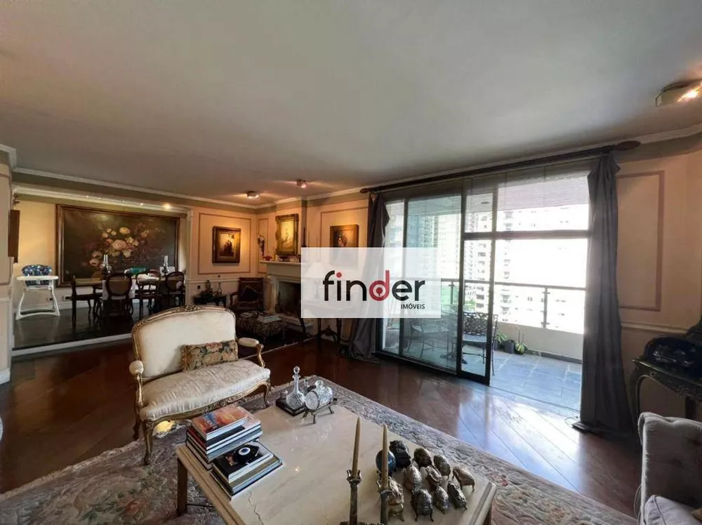 Apartamento, 3 quartos, 220 m² - Foto 1