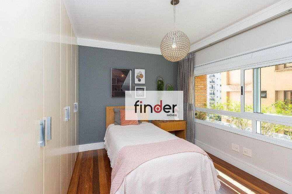 Apartamento, 3 quartos, 243 m² - Foto 1